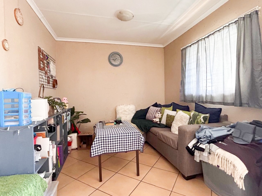 1 Bedroom Property for Sale in Van Der Hoff Park North West